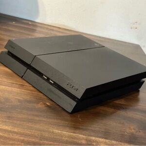 Playstation 4 with headset + controller